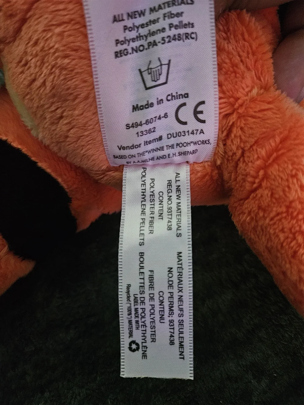 Disney Store Original TIGGER Plush 18inch Authentic Disney Store